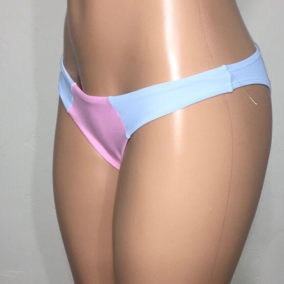 New. PILYQ pink and blue color block full bottoms. Medium - Picture 4 of 6